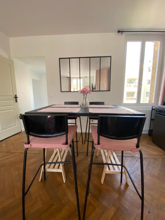 Appartamento Pink Cosy Louviers Esterno foto